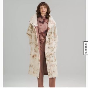 Lululemon lab Textured Fleece Coat Diamond Dye
Light Ivory Dusty Bronze